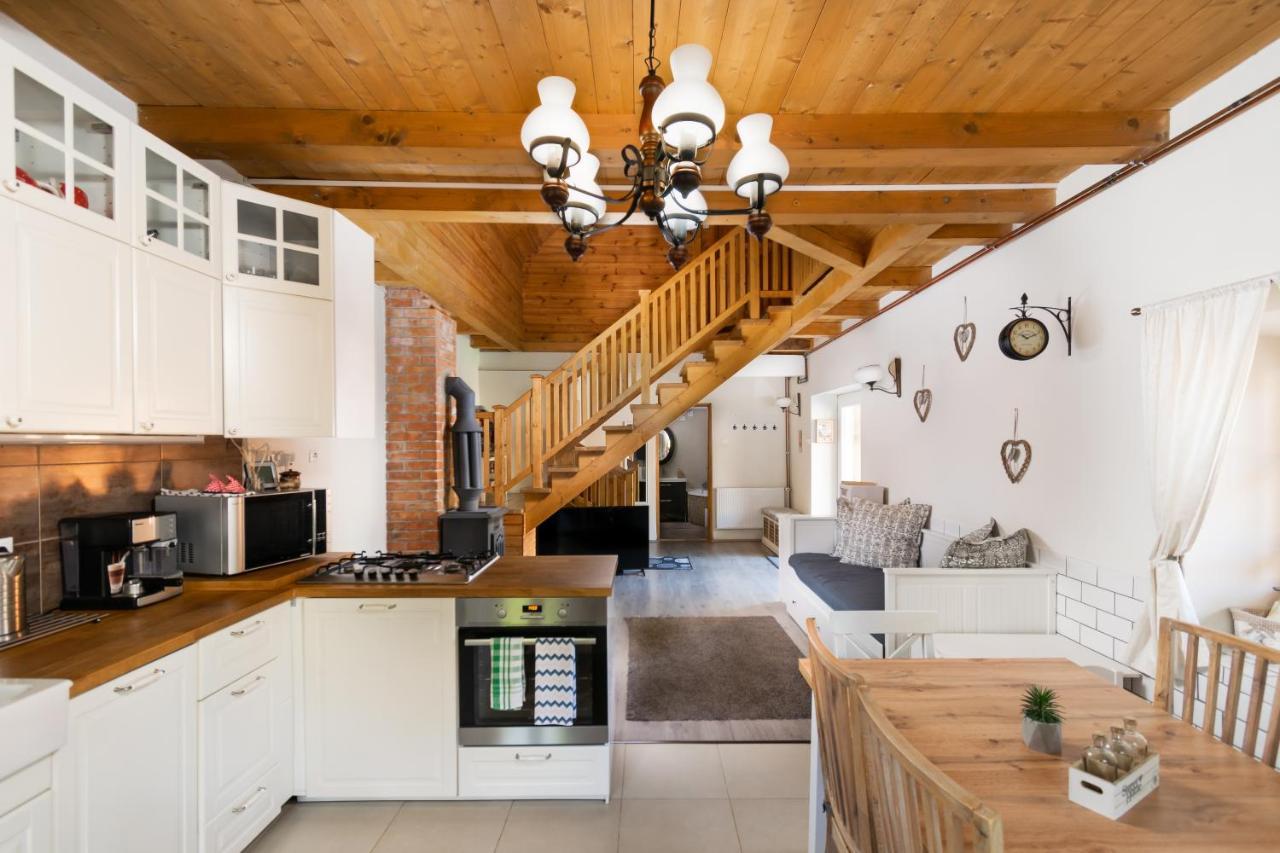 Apartamento HepeHuta Házikó Háromhuta Exterior foto
